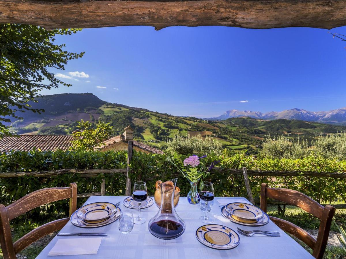 Gorgeous Apartment With Pool Near Sibillini Mountains Monte San Martino 外观 照片