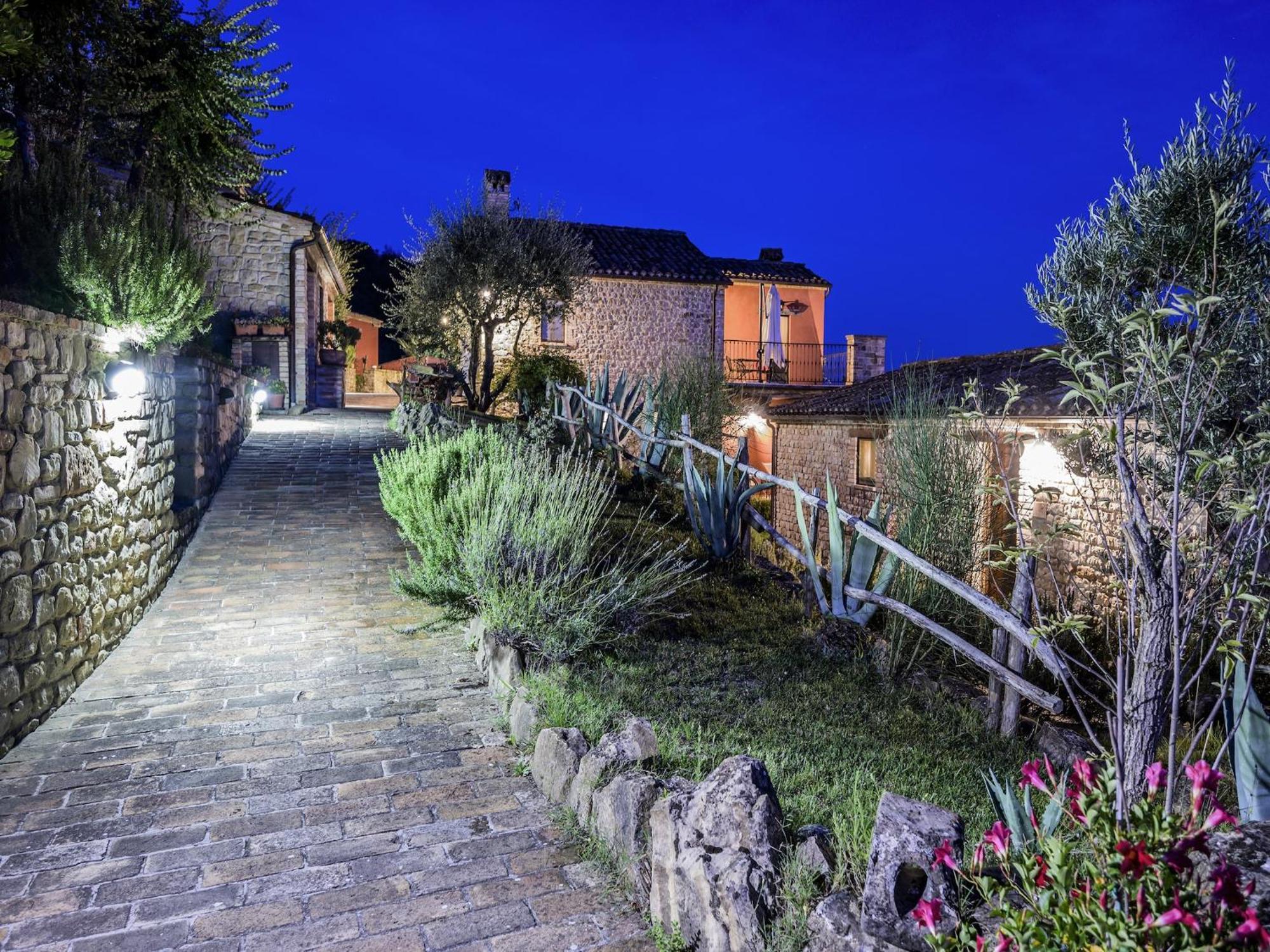 Gorgeous Apartment With Pool Near Sibillini Mountains Monte San Martino 外观 照片